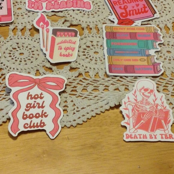 Smutty Book Lover's Stickers - for scrapbooks, computer book covers, crafts - Picture 6 of 9